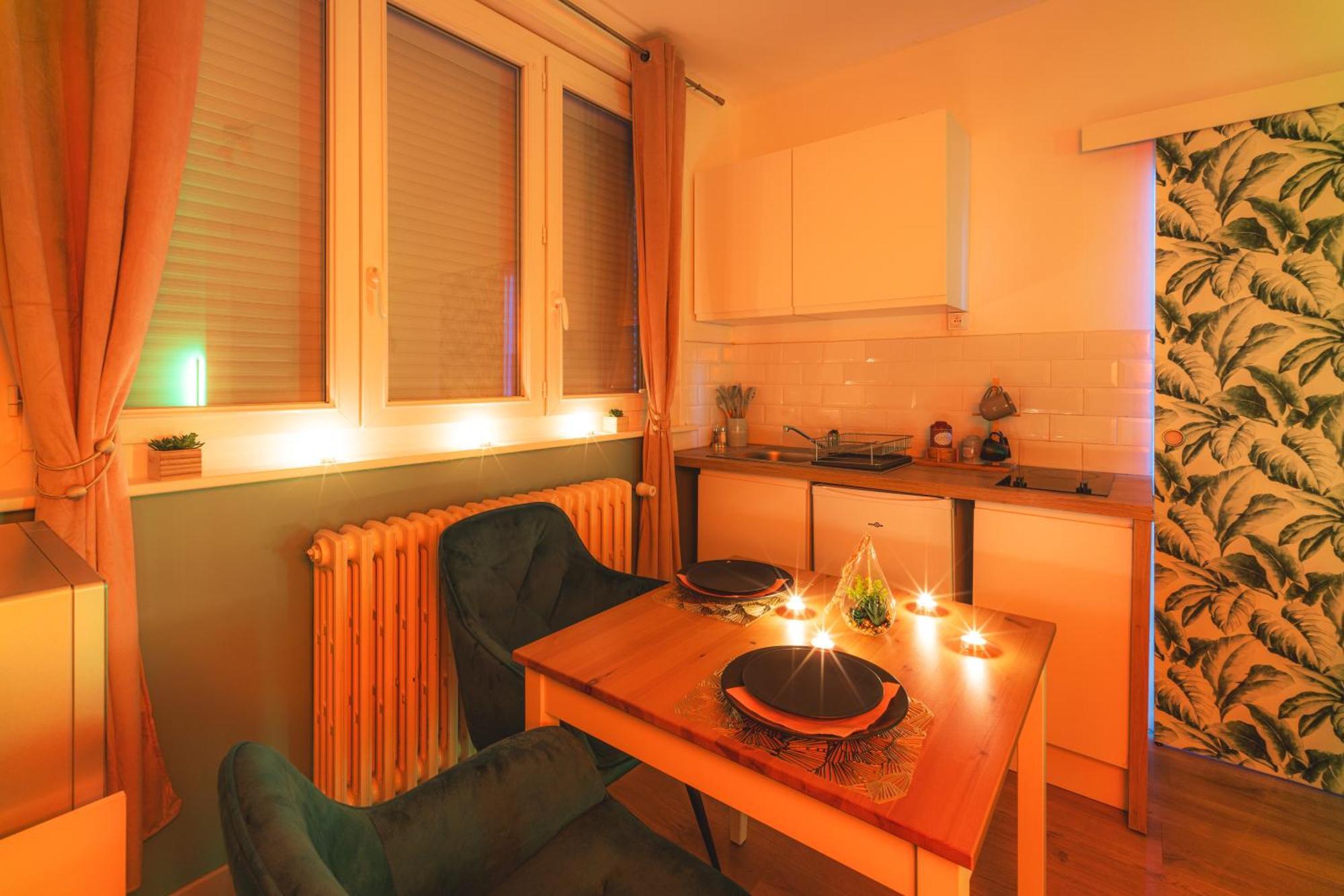 Le Refuge - Netflix I Wifi Haut Debit I Parking - Confort & Cosy Valenciennes Exterior photo